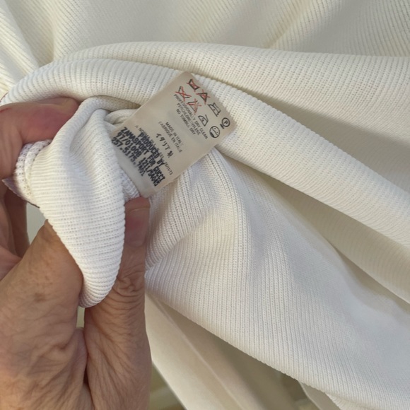 VINTAGE GUCCI LONG SLEEVES TOP💝HP - Picture 15 of 16